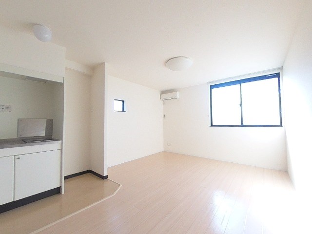 居室・リビング　別部屋参考写真