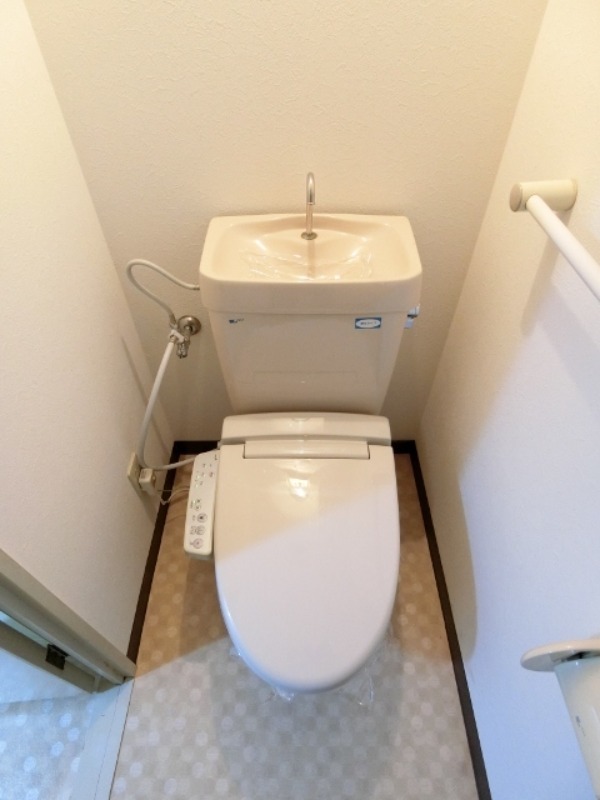 トイレ　図面と現状に相違がある場合には現状を優先．．．
