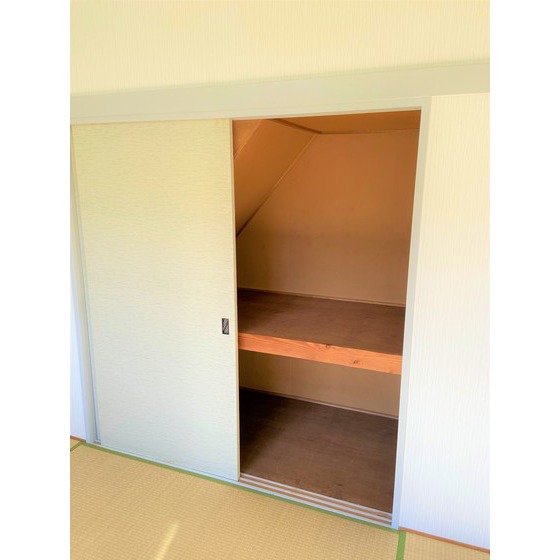 絵鞆町2丁目26-21借家の内装写真