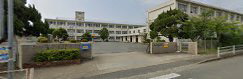 小学校　重春小学校（小学校）まで992m