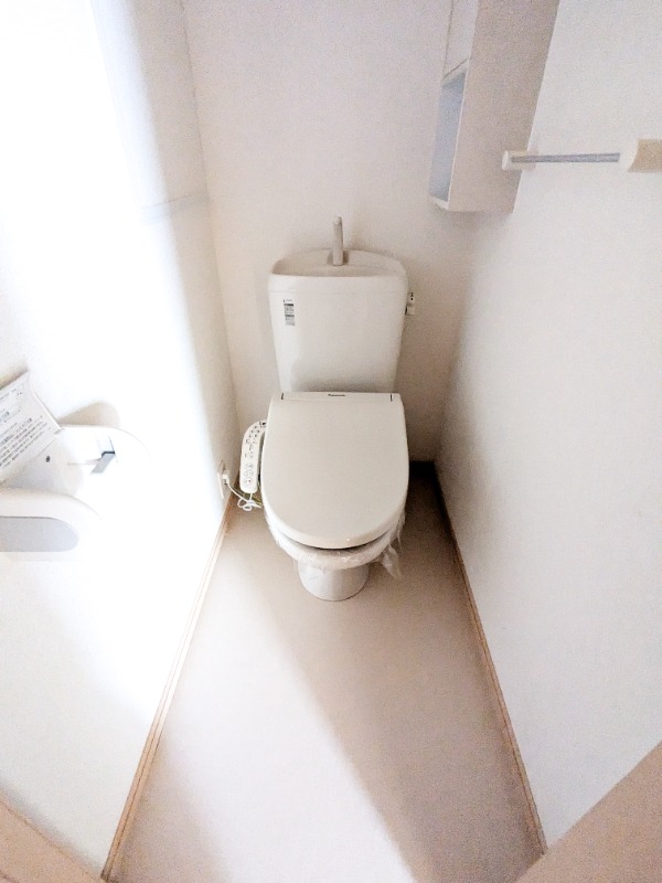 トイレ　図面と現状に相違がある場合には現状を優先
