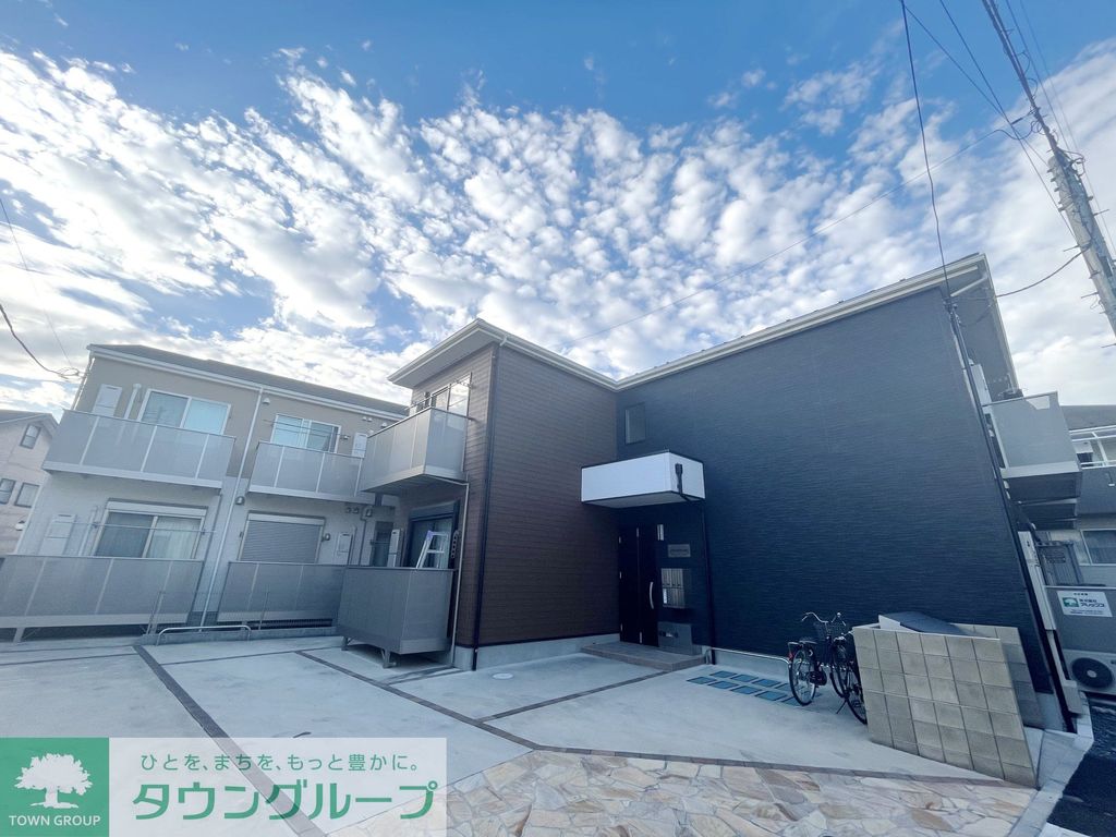 建物外観　エントランス