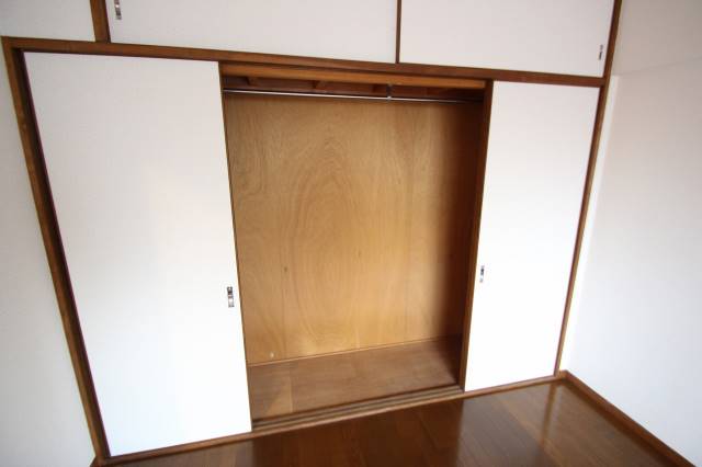 収納　収納スペース　各部屋にあります