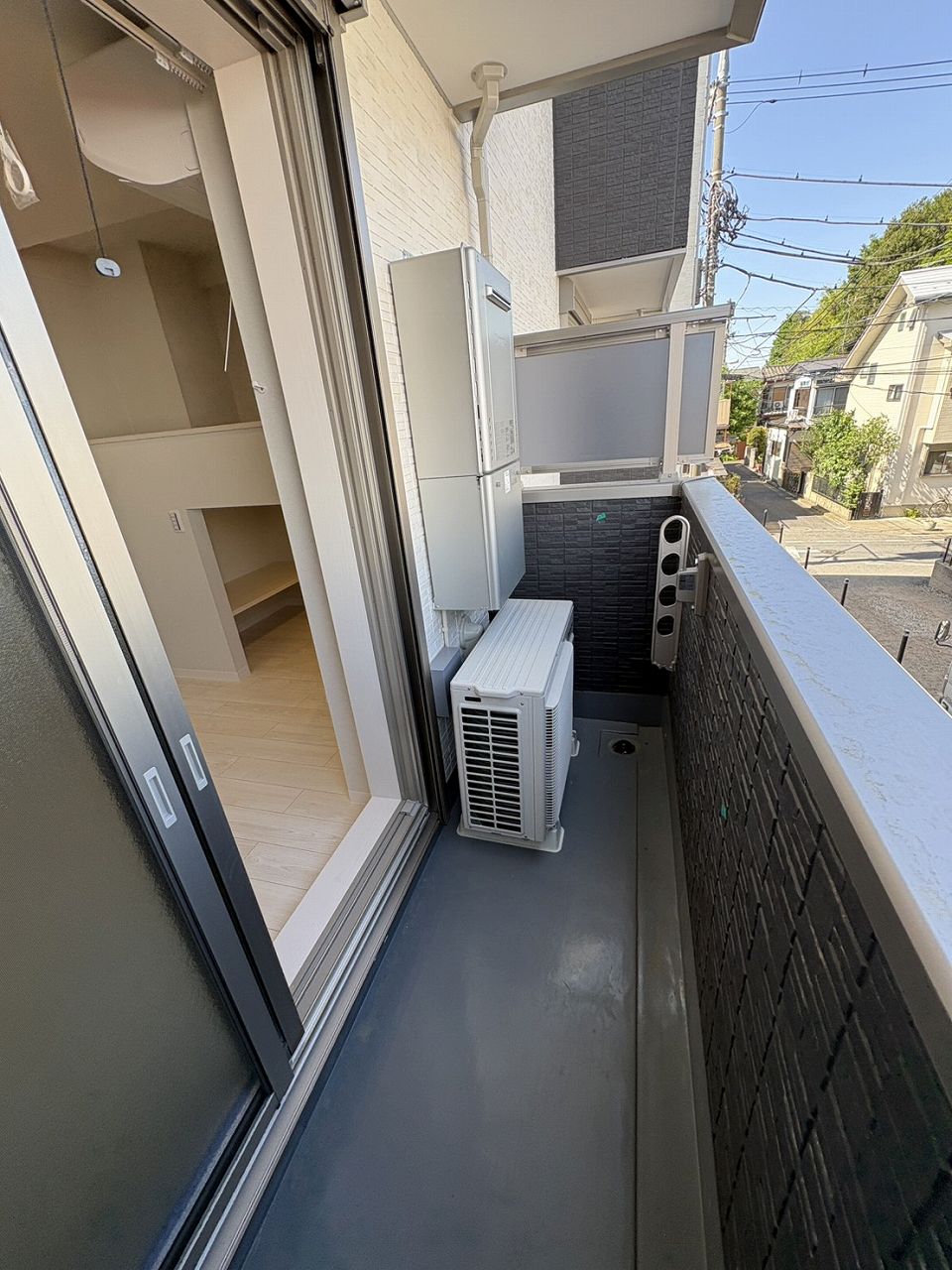バルコニー　*同物件、別部屋の写真です