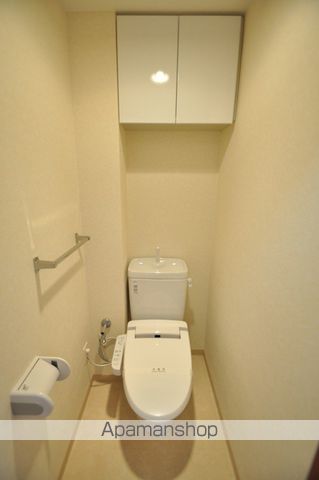 大阪モノレール彩都線 豊川駅 徒歩9分 3階建 築16年のトイレ写真