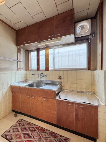 堺区山本町2丁一戸建てのキッチン写真