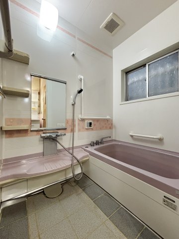 堺区山本町2丁一戸建ての風呂写真