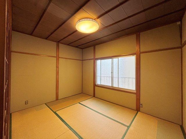 堺区山本町2丁一戸建ての内装写真