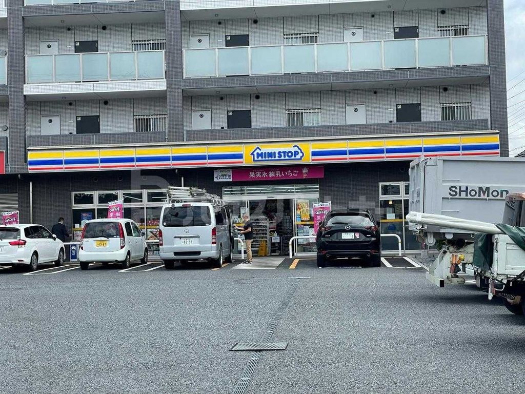 コンビニ　ミニストップ 指扇店（コンビニ）まで310m