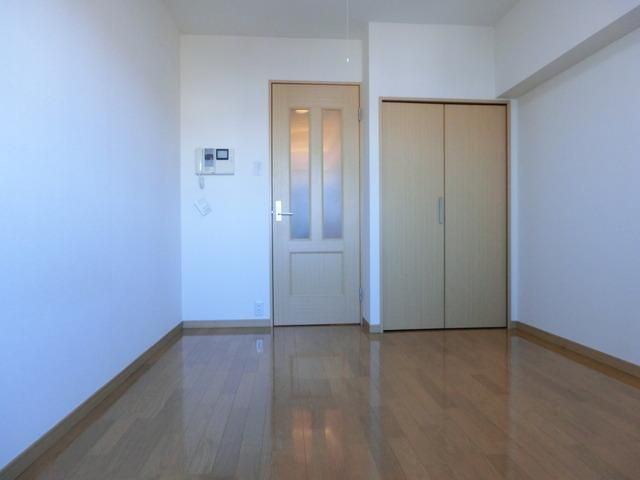その他部屋・スペース　バルコニーから見たお部屋
