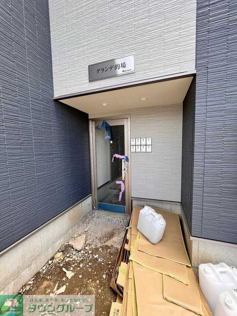 エントランス　エントランス