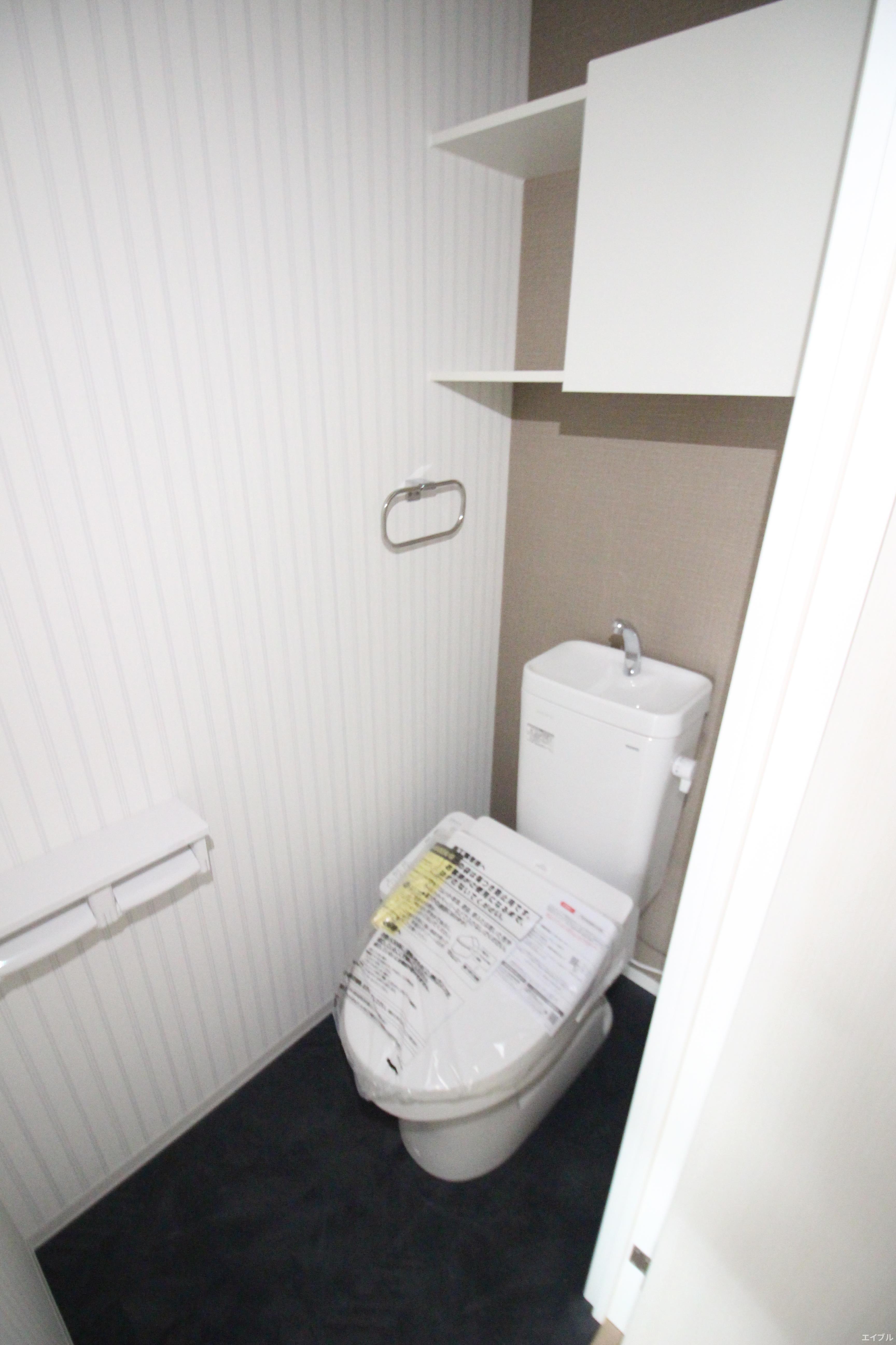 ＪＲ鹿児島本線 博多駅 徒歩11分 10階建 築3年のトイレ写真