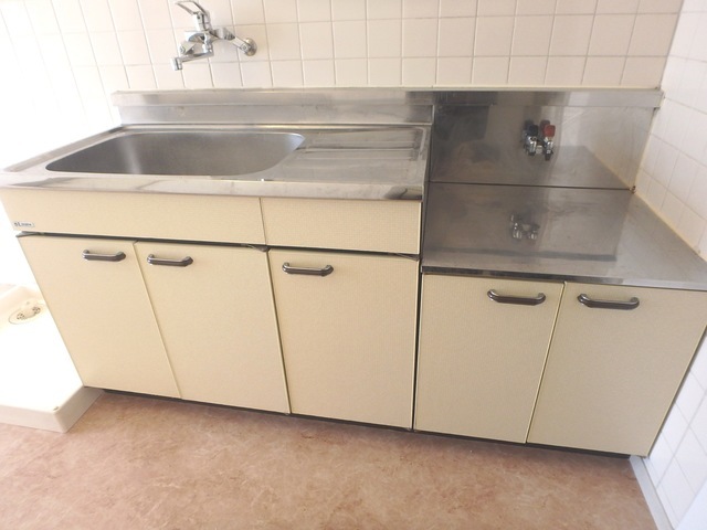 キッチン　同物件別部屋写真（実際は現況を優先いたします）