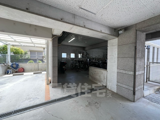 京阪本線 御殿山駅 徒歩5分 5階建 築32年の外観写真