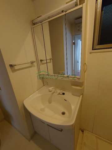 洗面設備　別部屋参考写真