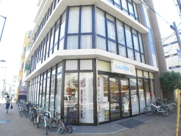 コンビニ　ローソン さくら夙川駅前店（コンビニ）まで110m