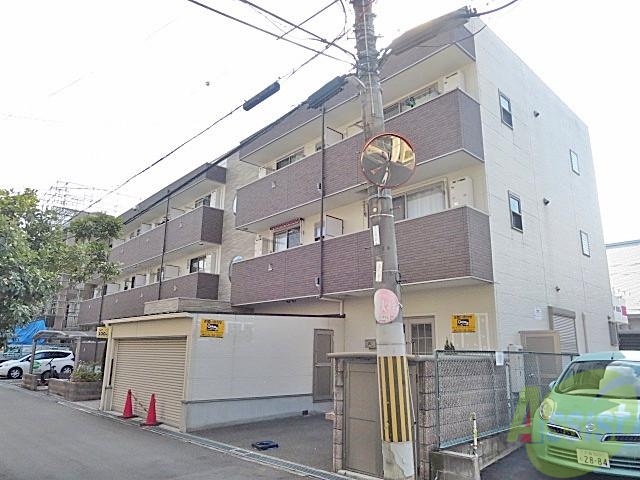 建物外観　豊中市服部西町「Ｆｏｒｅｓｔ　ｃｏｕｒｔ　Ｓａｎｐｏｎ」