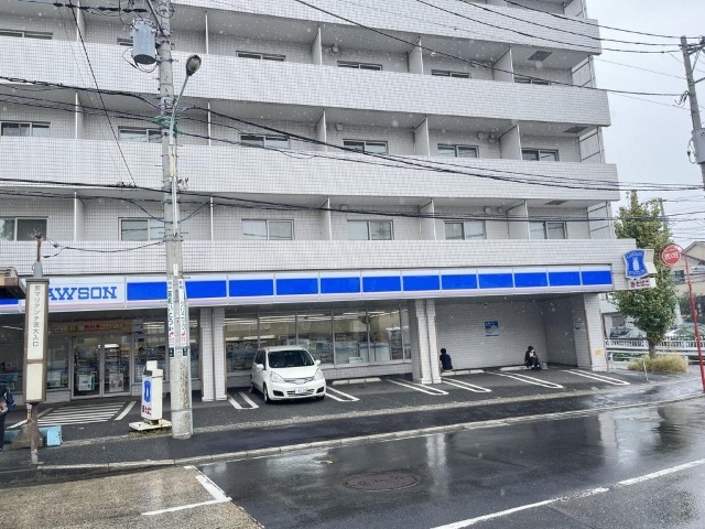 コンビニ　ローソン聖マリアンナ医大前店（コンビニ）まで261m