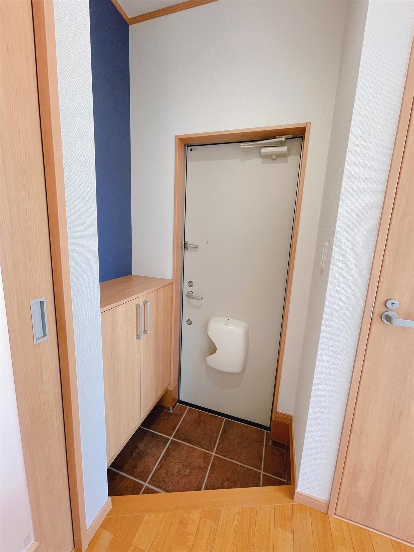 e-TowNの玄関写真