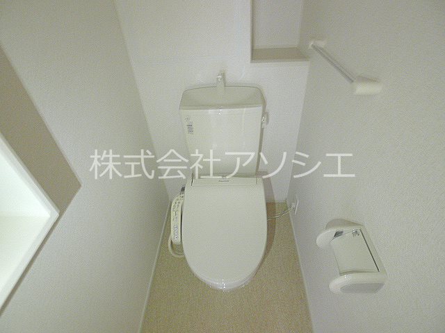 トイレ　ウォシュレット完備