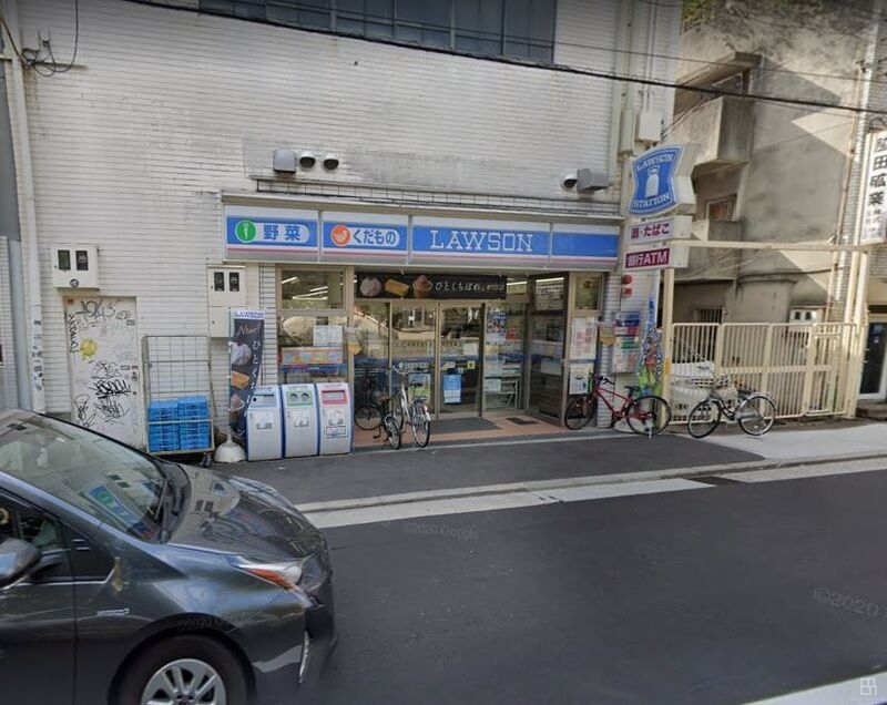 コンビニ　ローソン南堀江三丁目店（コンビニ）まで136m