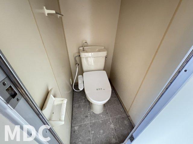 ＪＲ鳴門線 金比羅前駅 徒歩55分 4階建 築40年のトイレ写真