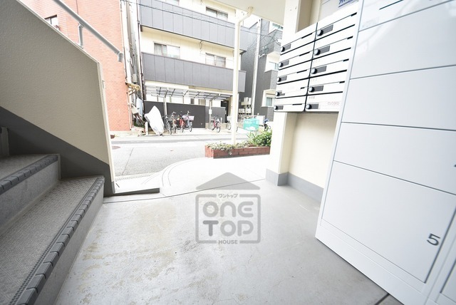 ＪＲ片町線 徳庵駅 徒歩6分 3階建 築38年の外観写真