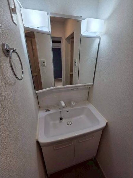 阪急宝塚線 庄内駅 徒歩10分 3階建 築8年のトイレ写真