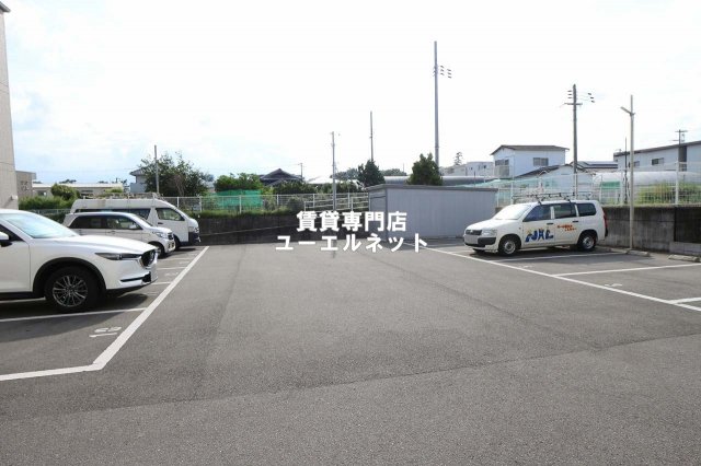 駐車場　敷地内駐車場あり◎