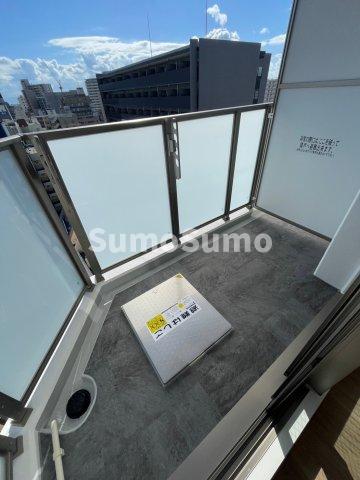 バルコニー　開放的で明るい空間を演出してくれるバルコニーです