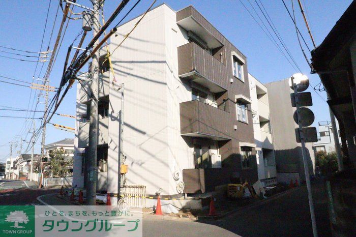 エントランス　★お問い合わせはタウンハウジングまで★