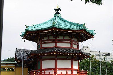 公園　上野公園・不忍池弁天堂の鮮やかな屋根（公園）まで317m