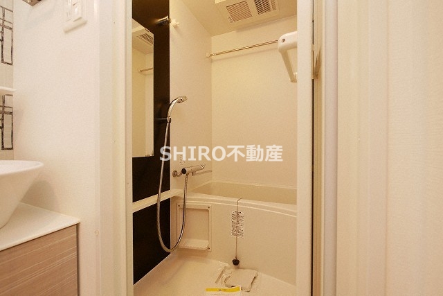 ＪＲ大阪環状線 福島駅 徒歩7分 10階建 築9年の風呂写真