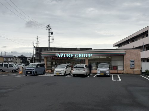 コンビニ　セブンイレブン横浜神大寺4丁目店（コンビニ）まで662m