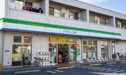 コンビニ　ファミリーマート 足立舎人一丁目店（コンビニ）まで643m
