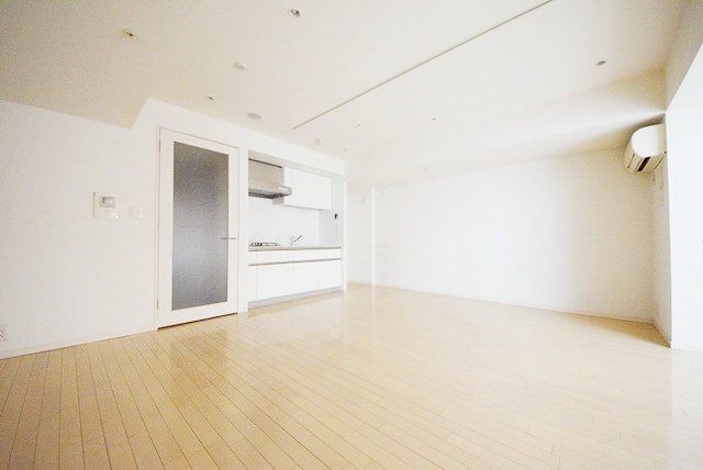 新交通ゆりかもめ 汐留駅 徒歩5分 12階建 築21年の内装写真