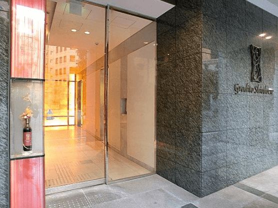 新交通ゆりかもめ 汐留駅 徒歩5分 12階建 築21年の外観写真