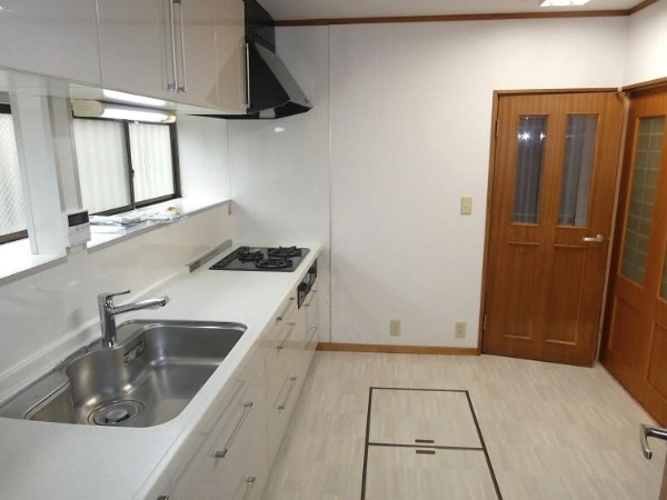 駒沢1丁目戸建のキッチン写真