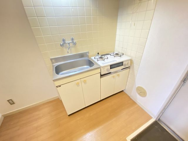 エステートUのキッチン写真