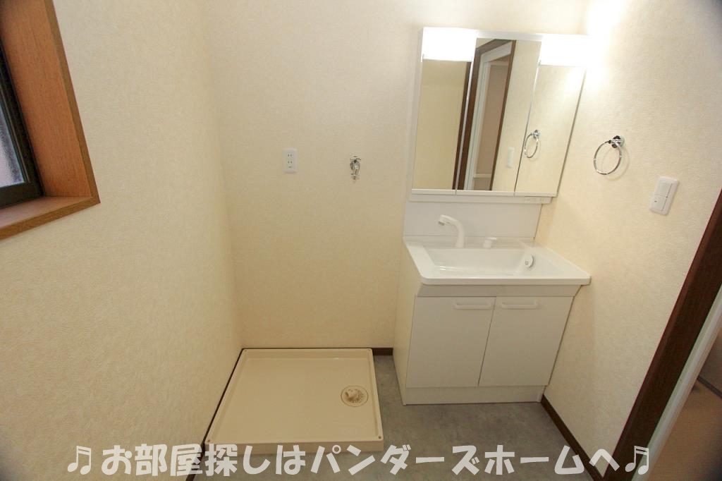 東香里新町戸建の内装写真