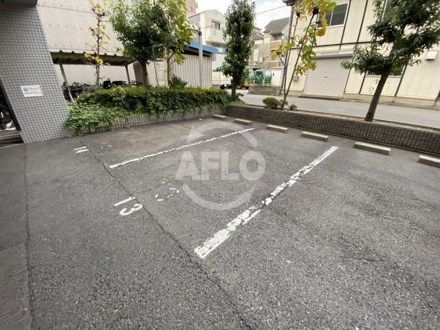 駐車場　北梅田パーク・レジデンス　駐車場