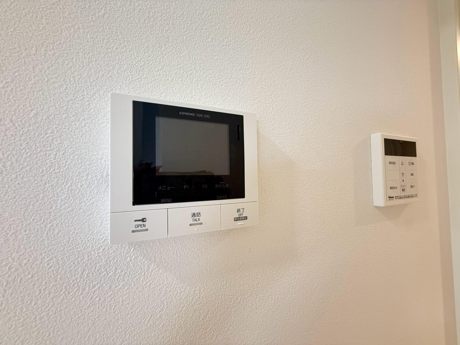 セキュリティ　お部屋から確認ができるモニター付きインターホン♪