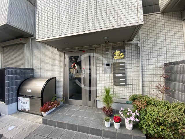 エントランス　ジョリシャンブルII　エントランス