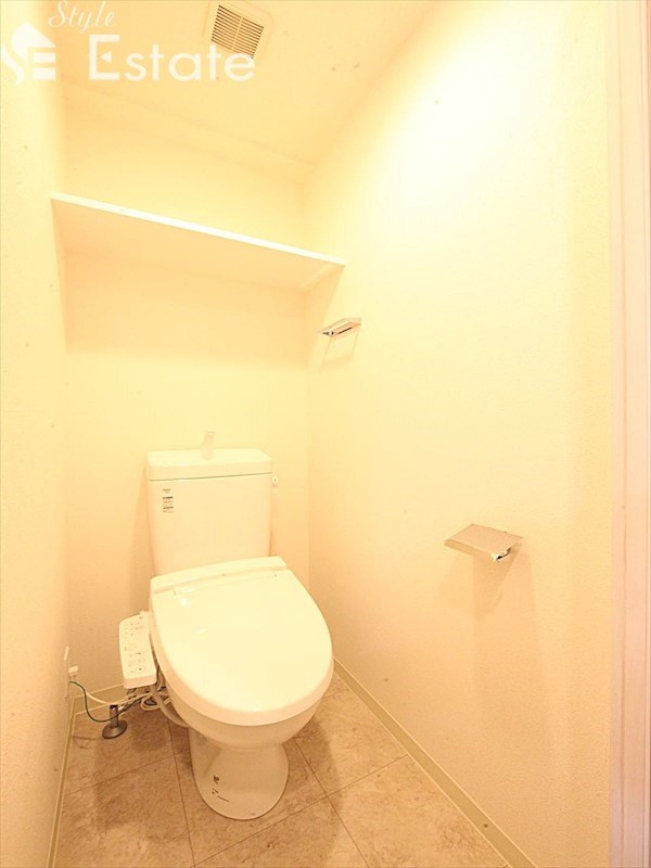 プレサンス伏見アーバンベースのトイレ写真