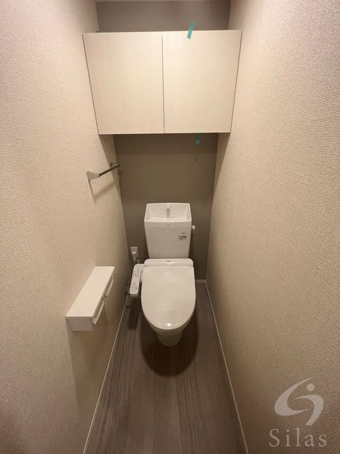 トイレ　色違い有