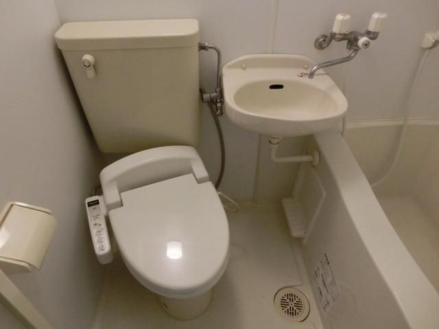 トイレ　☆洗浄便座付お手洗☆