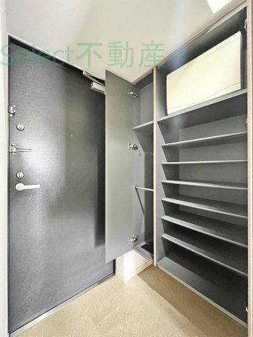 地下鉄名城線 東別院駅 徒歩8分 15階建 築12年の玄関写真