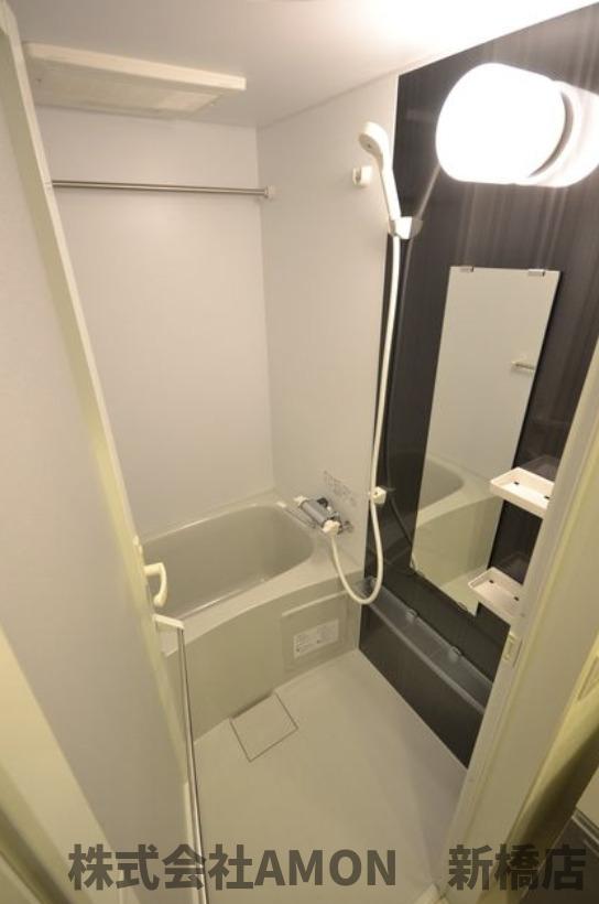 京急本線 八丁畷駅 徒歩6分 13階建 築14年の風呂写真