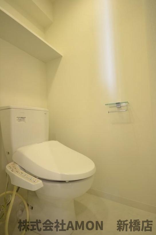 京急本線 八丁畷駅 徒歩6分 13階建 築14年のトイレ写真