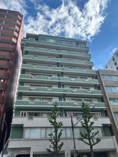 東京メトロ丸ノ内線 本郷三丁目駅 徒歩5分 築31年